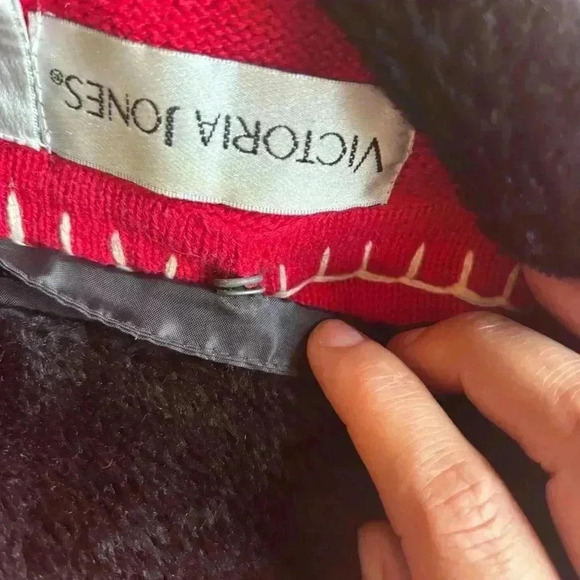 VTG Victoria Jones Christmas Sweater Large Red Button Up Cardigan Snowman - Picture 10 of 11